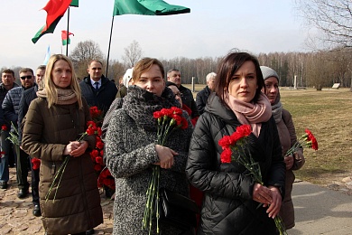 Представители БНП почтили память погибших жителей Хатыни 