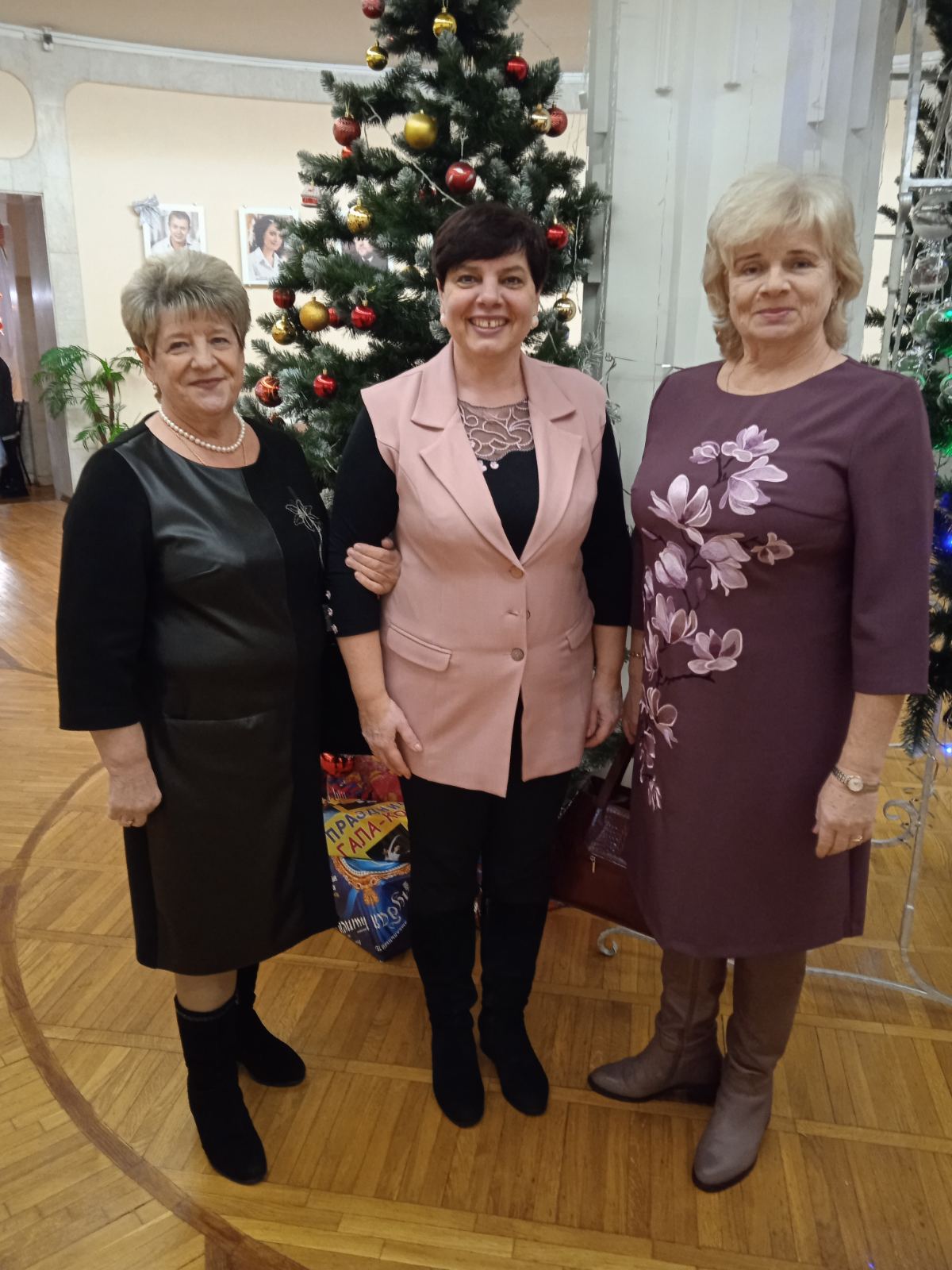 фото- Совет старейшин - театр-2.jpg фото- Совет старейшин - театр-2.jpg