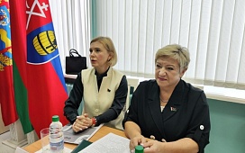 Нотариус и делегат ВНС Валентина Журомская провела встречу с молодежью