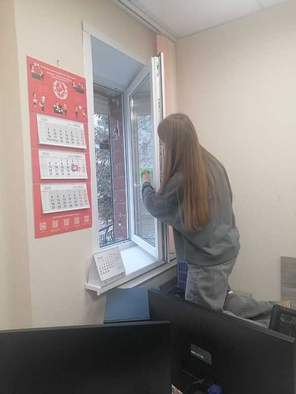 Представители нотариата столицы принимают участие в республиканском субботнике