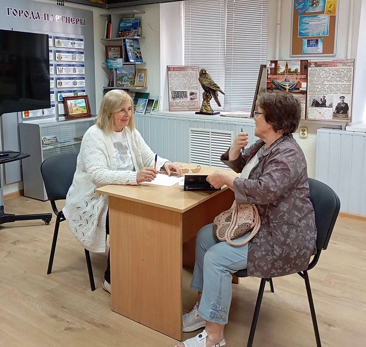 «Правовой вторник»: нотариусы Могилевщины провели бесплатные консультации в ПЦПИ библиотек