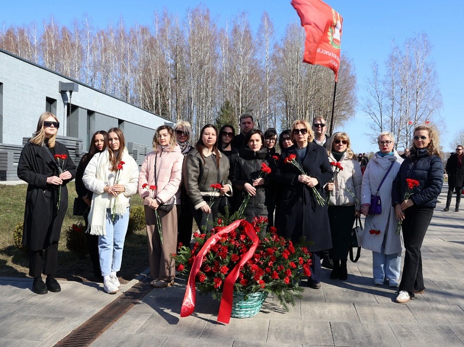 Представители нотариата приняли участие в акции «День памяти Хатыни»