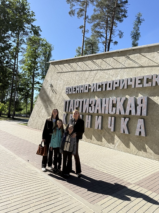 Цішыня лесу і жывая памяць «Партызанскай крынічкі»
