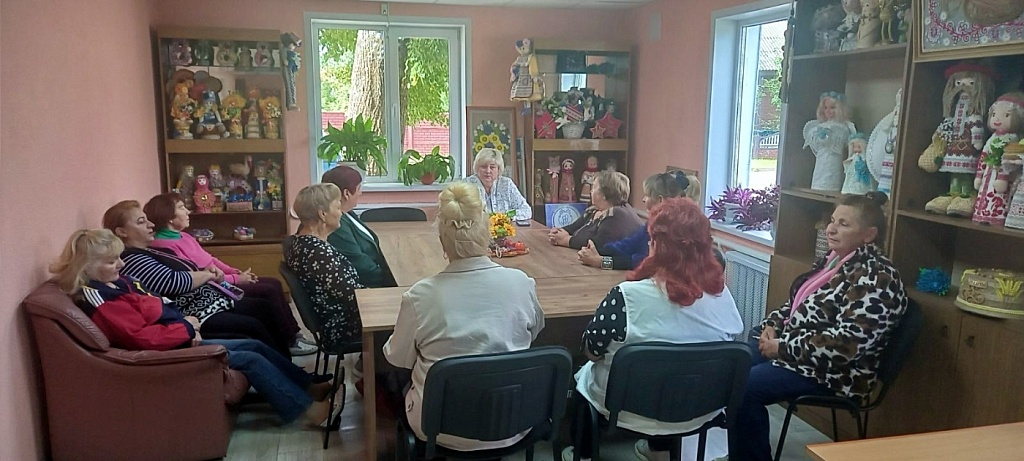 Встреча нотариуса Могилевского нотариального округа с работниками и посетителями ЦСОН Климовичского района