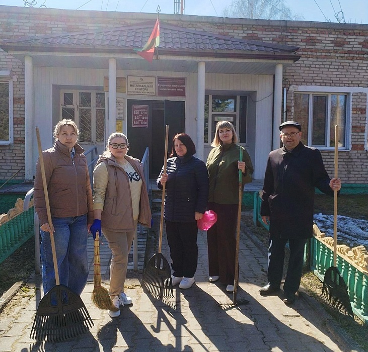 Единство ради чистоты: в Костюковичах - массовый субботник!