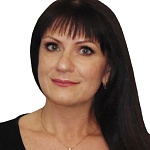 Елена Привалова