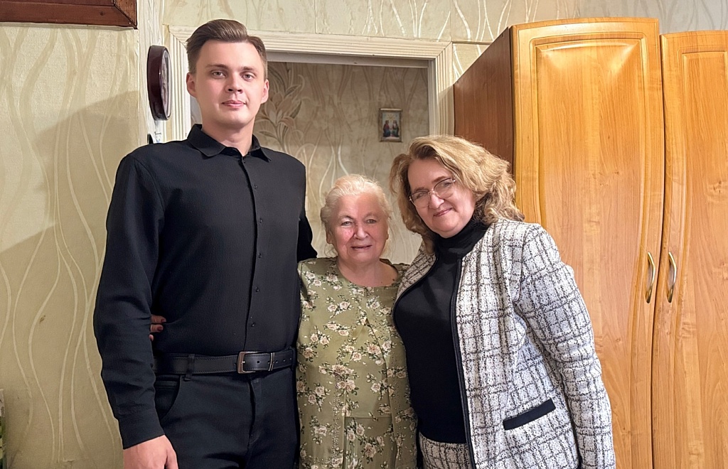 «Уважение. Забота. Ответственность.»: представители Могилевского нотариального округа навестили Ольгу Адамовну Родачинскую