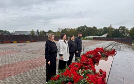 Почтили память героев