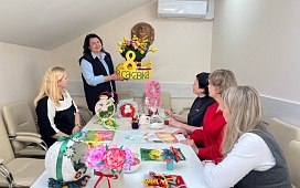 Конкурс поделок «Я и мамочка моя»