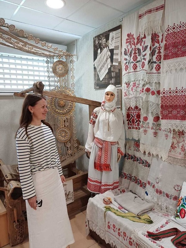 Ад макета старажытнага замка да каралеўскіх муроў: як работнікі натарыята адкрываюць для сябе скарбы Беларусі