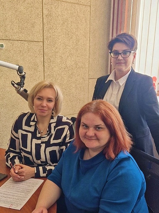 «Завещать или подарить?»: нотариус и адвокаты в эфире программы «За дело! За право!» на радио «Зефир ФМ»